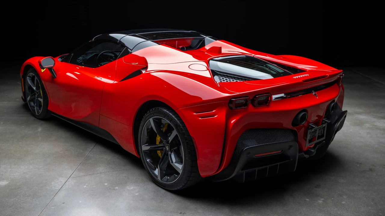 2024 Ferrari SF90 Spider - Image 13 of 31