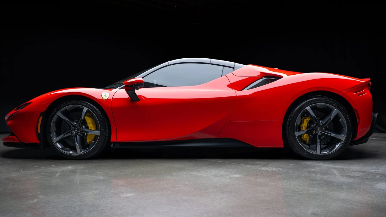 2024 Ferrari SF90 Spider - Image 12 of 31