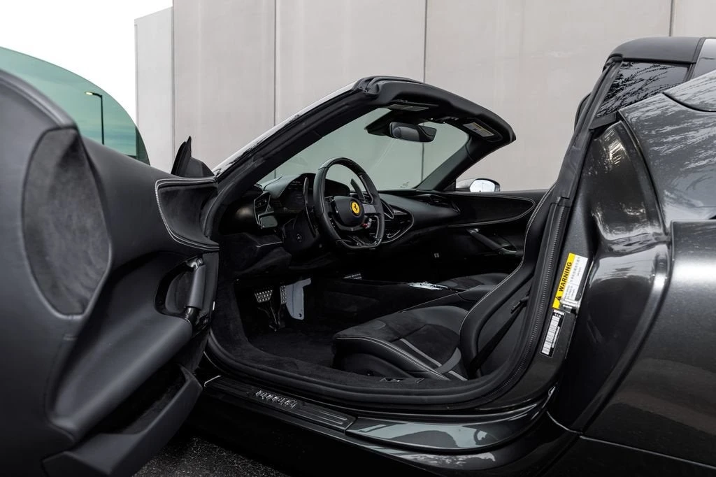 2024 Ferrari SF90 Spider - Image 23 of 31