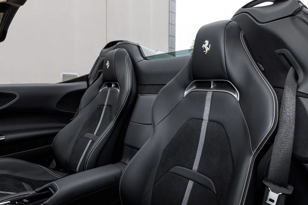 2024 Ferrari SF90 Spider - Image 20 of 31
