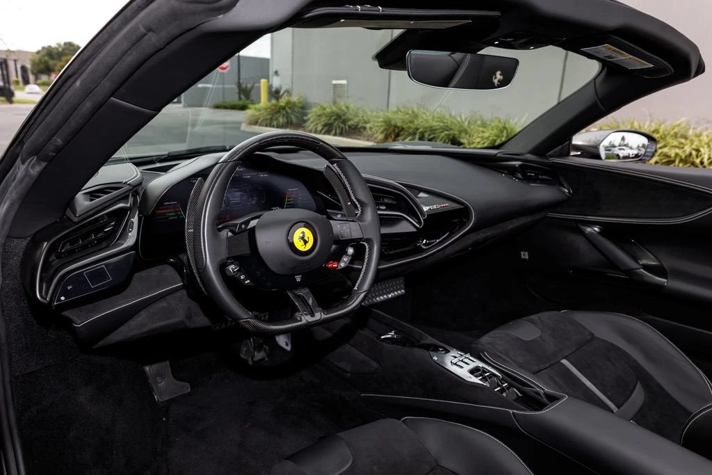 2024 Ferrari SF90 Spider - Image 25 of 31