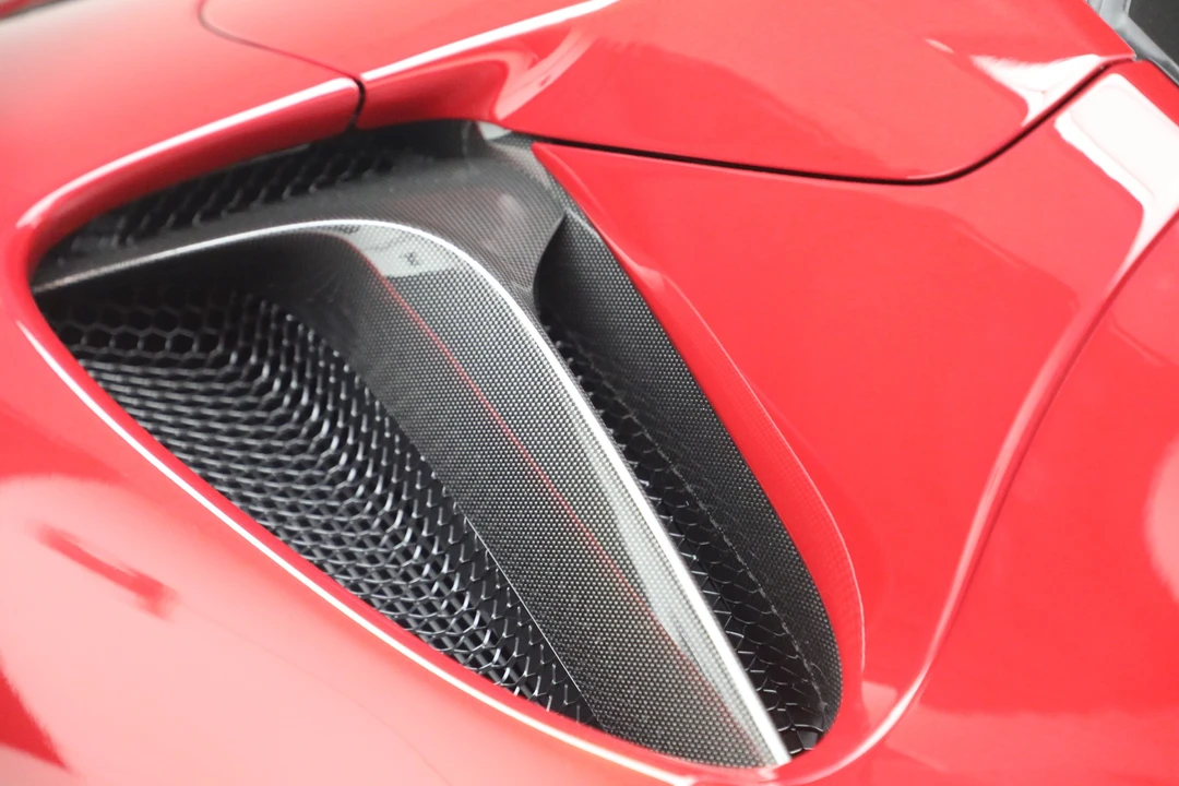 2024 Ferrari SF90 Spider - Image 28 of 31