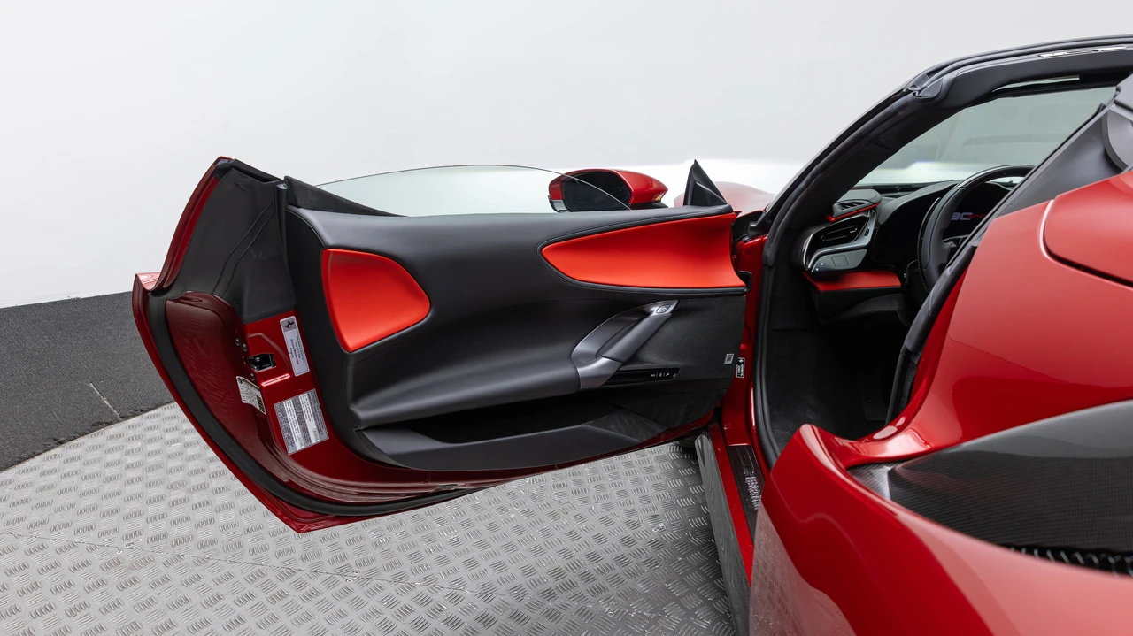 2024 Ferrari SF90 Spider - Image 12 of 31