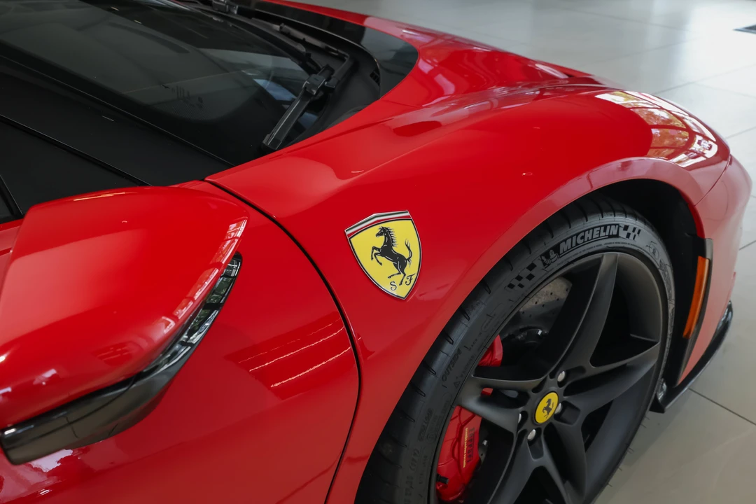 2024 Ferrari SF90 Spider - Image 18 of 31
