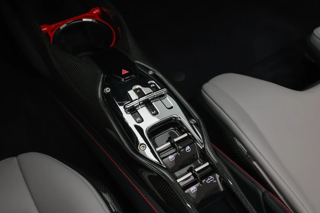 2024 Ferrari SF90 Spider - Image 25 of 31