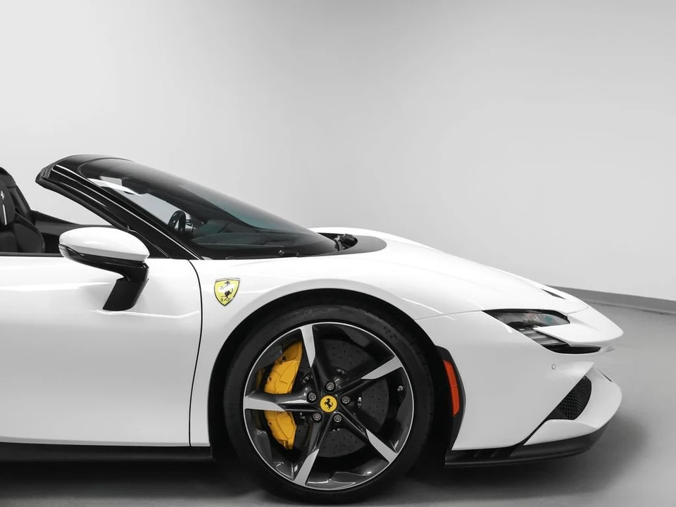 2024 Ferrari SF90 Spider - Image 11 of 31