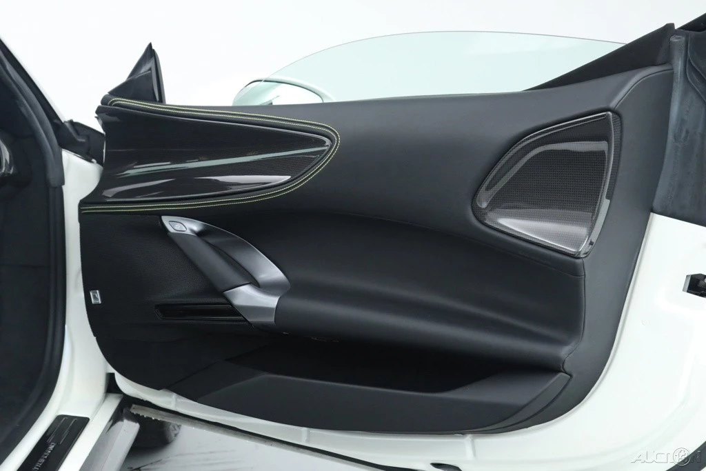 2024 Ferrari SF90 Spider - Image 20 of 21
