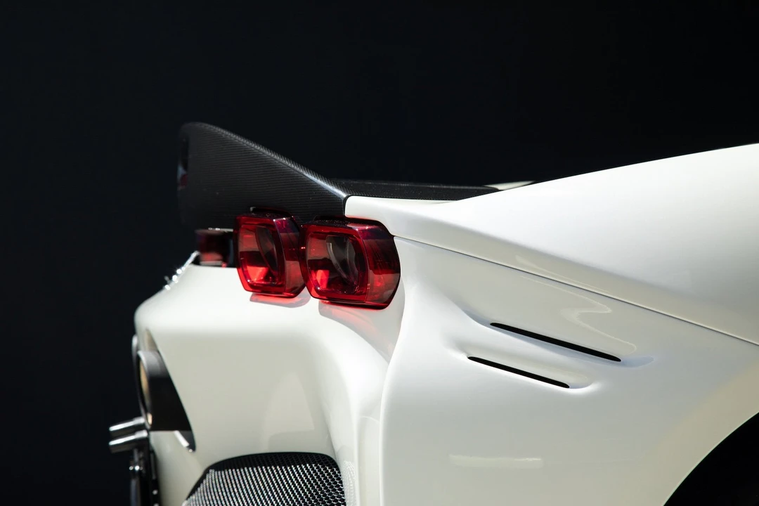 2024 Ferrari SF90 Spider - Image 20 of 31
