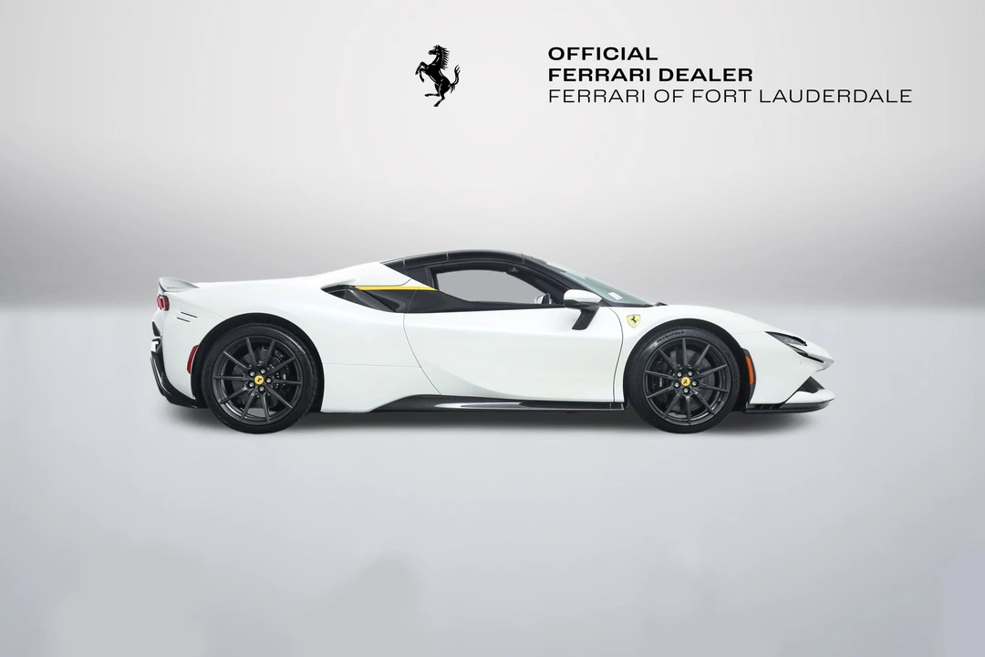 2024 Ferrari SF90 Spider - Image 25 of 31