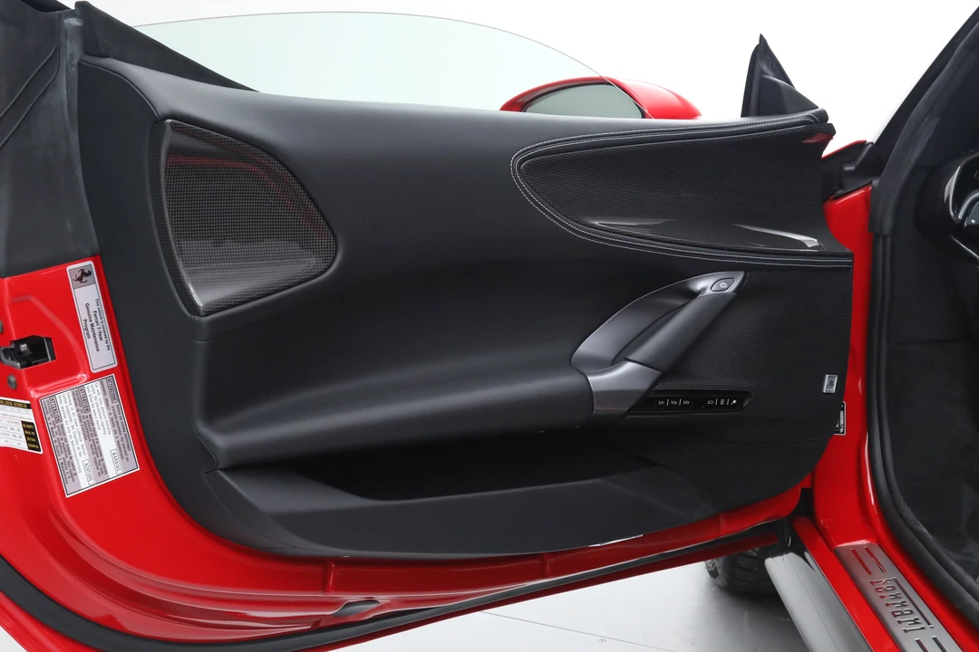2024 Ferrari SF90 Spider - Image 26 of 31