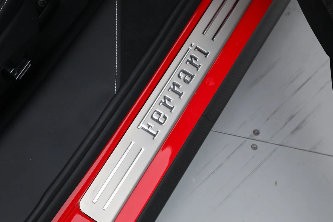 2024 Ferrari SF90 Spider - Image 25 of 31