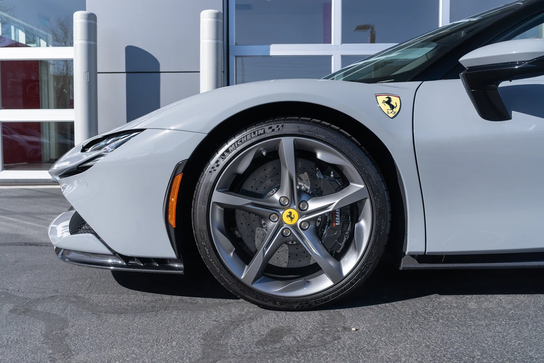 2024 Ferrari SF90 Spider - Image 4 of 24