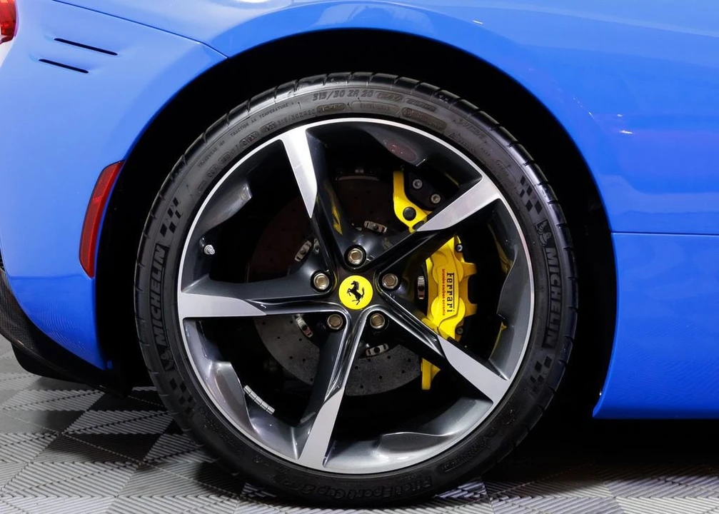 2024 Ferrari SF90 Spider - Image 12 of 31