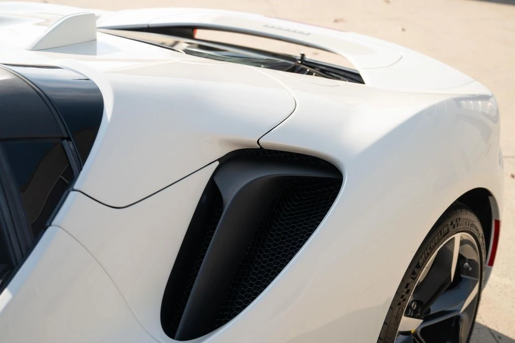 2024 Ferrari SF90 Spider - Image 21 of 21