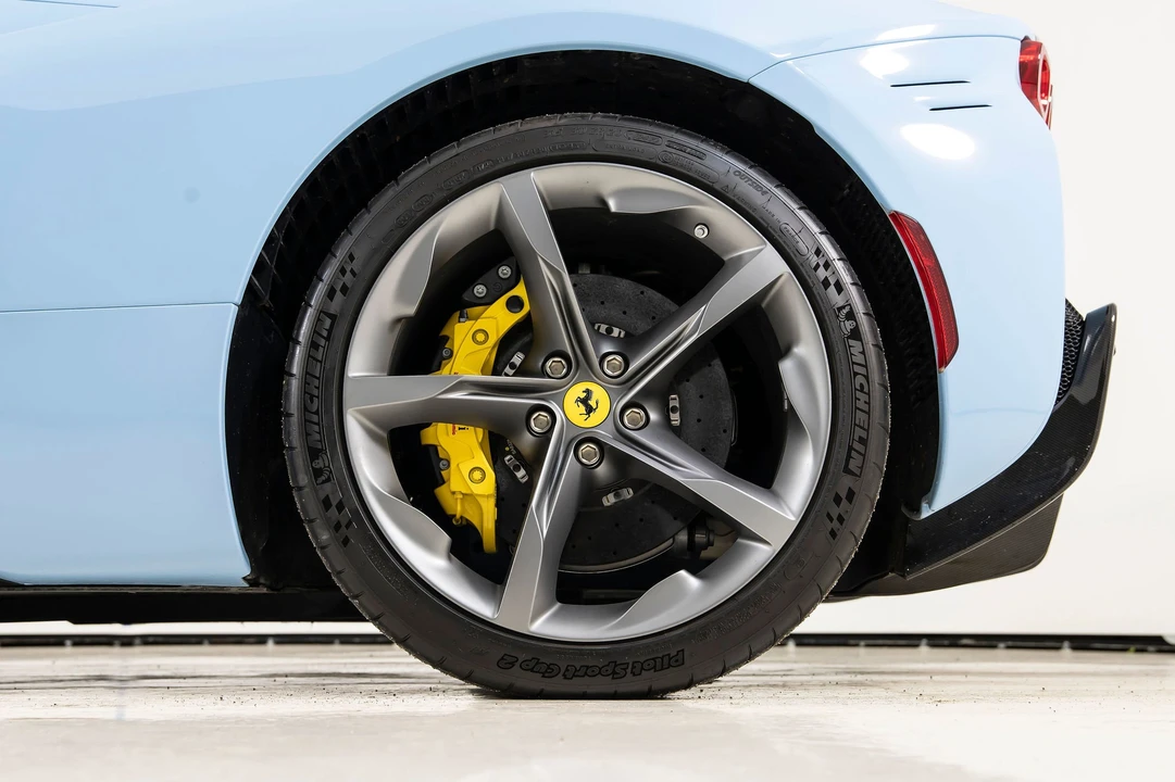 2024 Ferrari SF90 Spider - Image 19 of 31