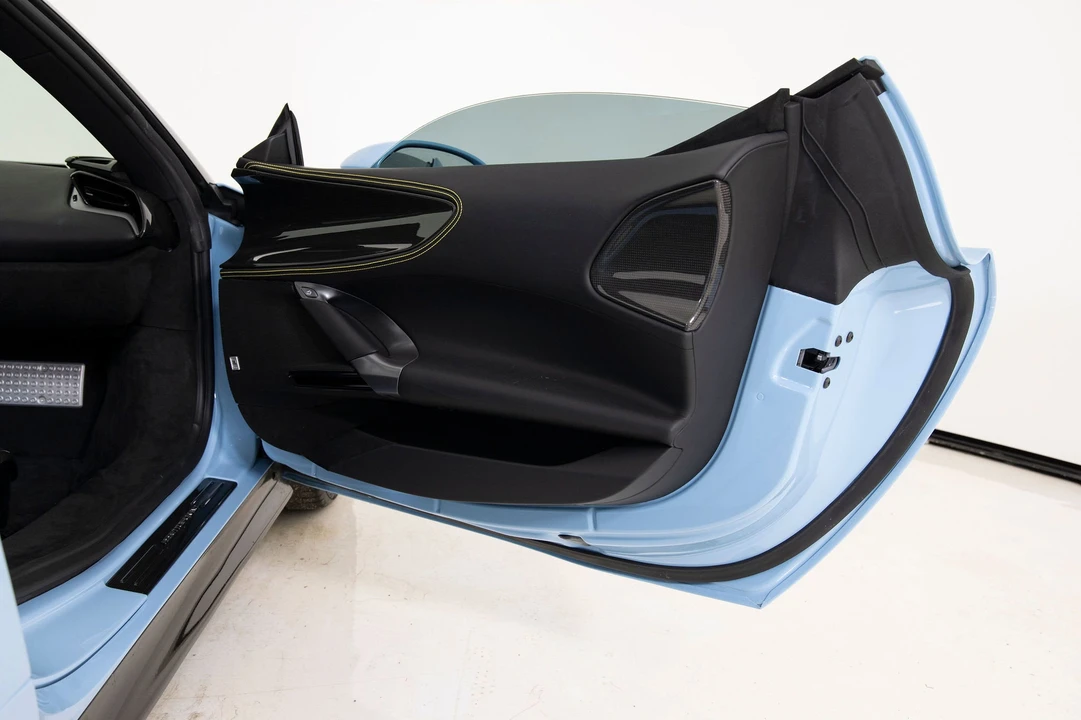 2024 Ferrari SF90 Spider - Image 23 of 31