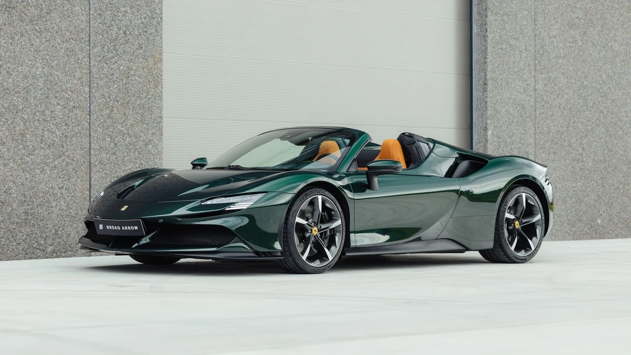 2024 Ferrari SF90 Spider - Image 11 of 31