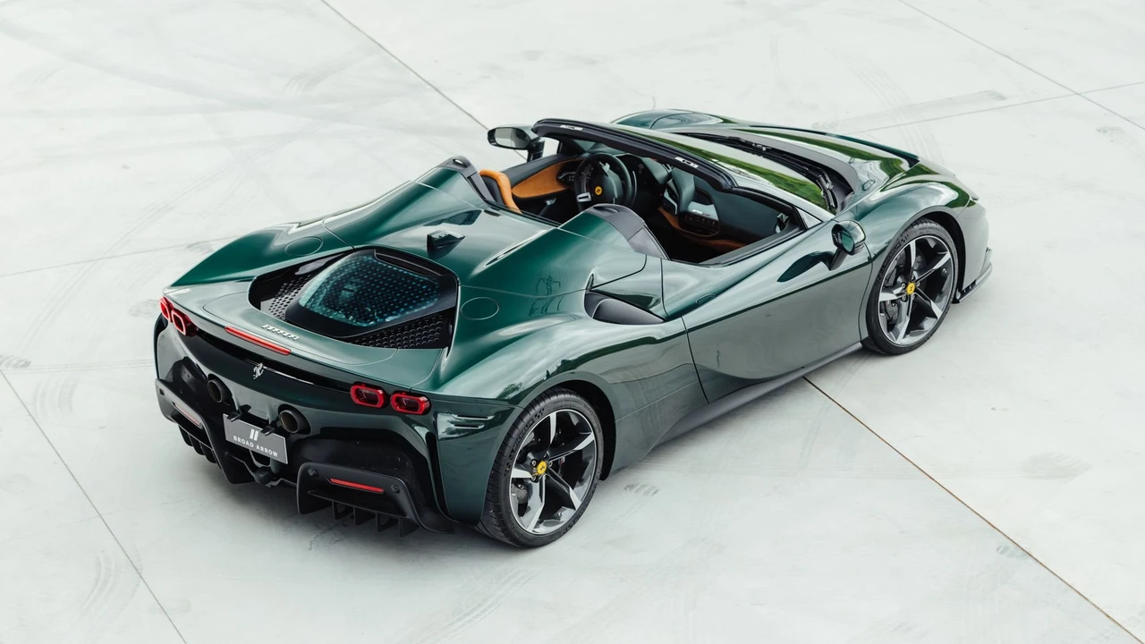 2024 Ferrari SF90 Spider - Image 7 of 31