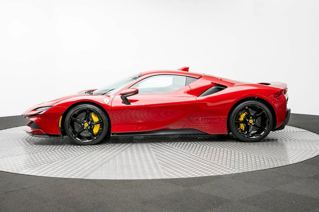 2024 Ferrari SF90 Stradale - Image 2 of 31