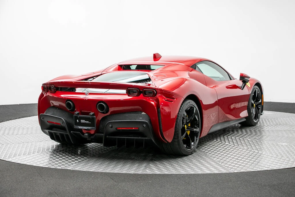 2024 Ferrari SF90 Stradale - Image 7 of 31