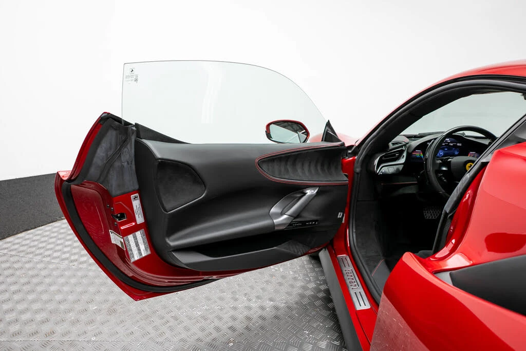 2024 Ferrari SF90 Stradale - Image 12 of 31