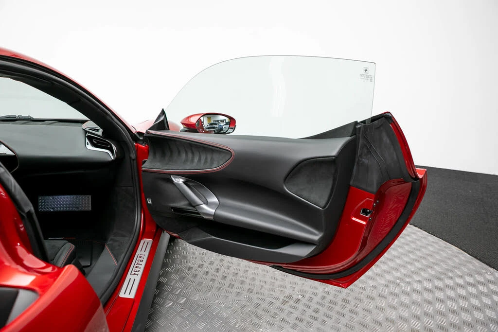 2024 Ferrari SF90 Stradale - Image 31 of 31