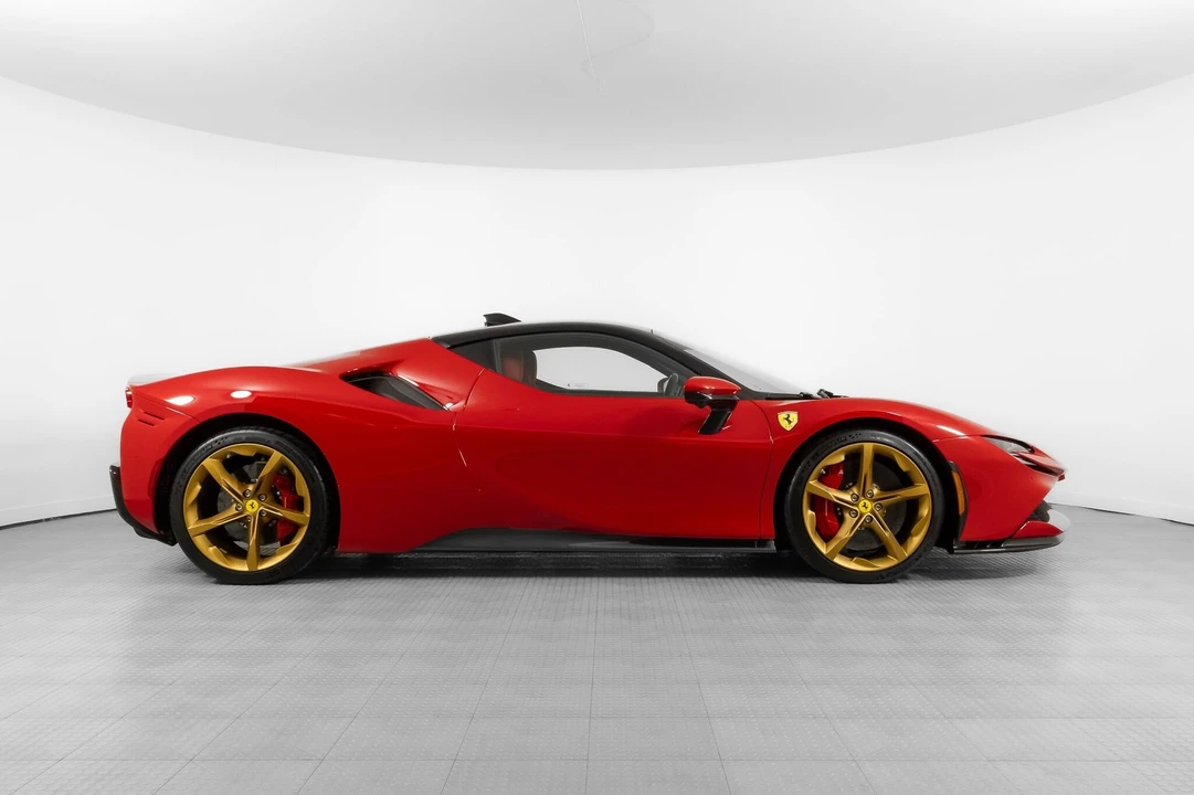 2024 Ferrari SF90 Stradale - Image 9 of 21
