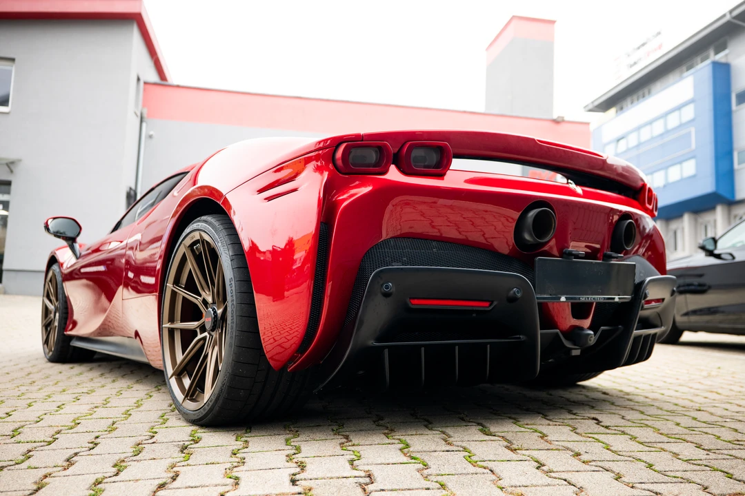 2024 Ferrari SF90 Stradale - Image 5 of 31
