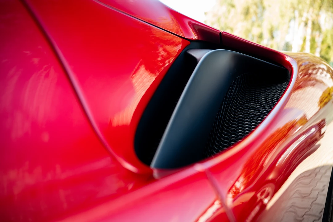 2024 Ferrari SF90 Stradale - Image 29 of 31