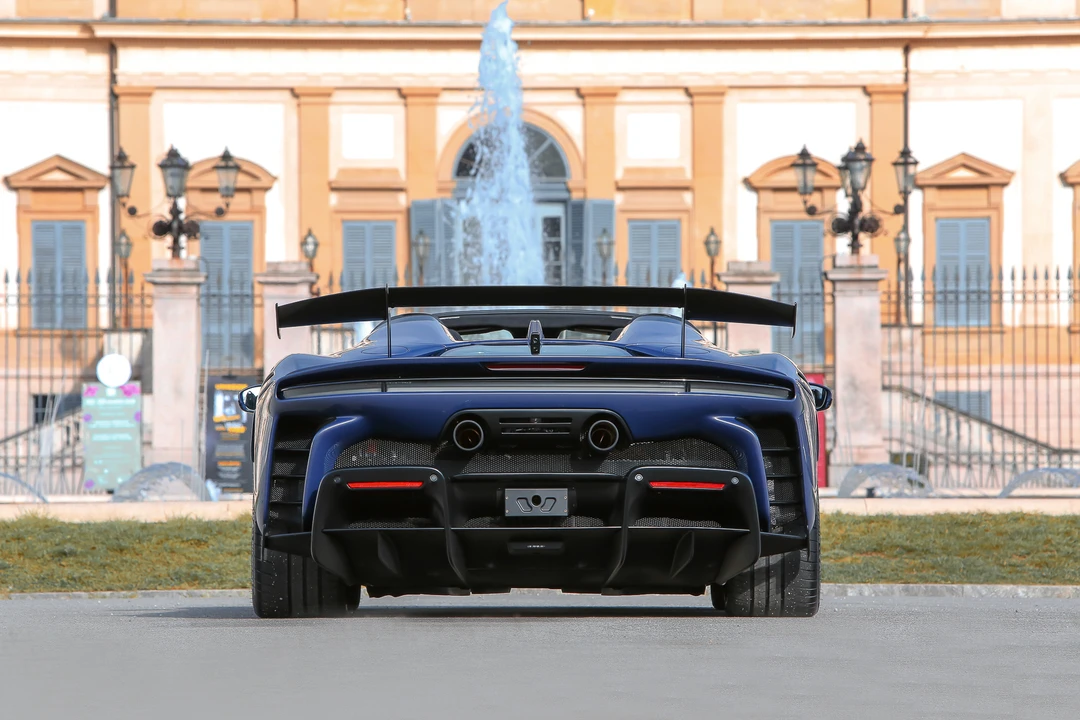 2025 Ferrari SF90 XX Spider - Image 7 of 31