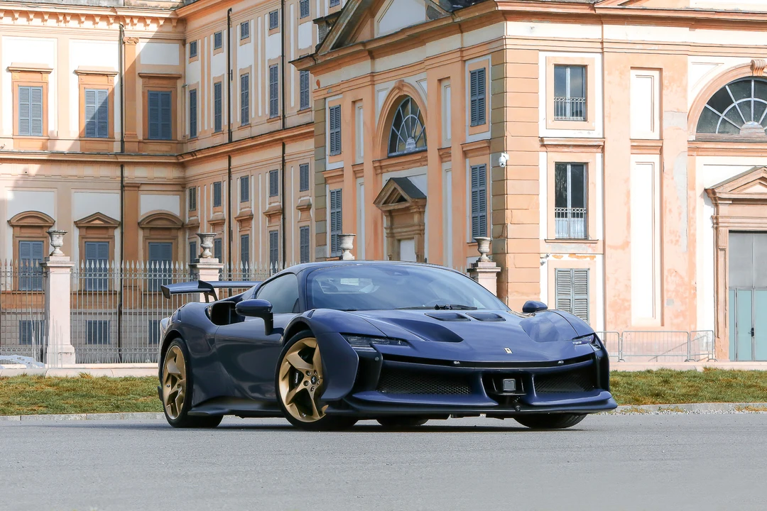 2025 Ferrari SF90 XX Spider - Image 10 of 31