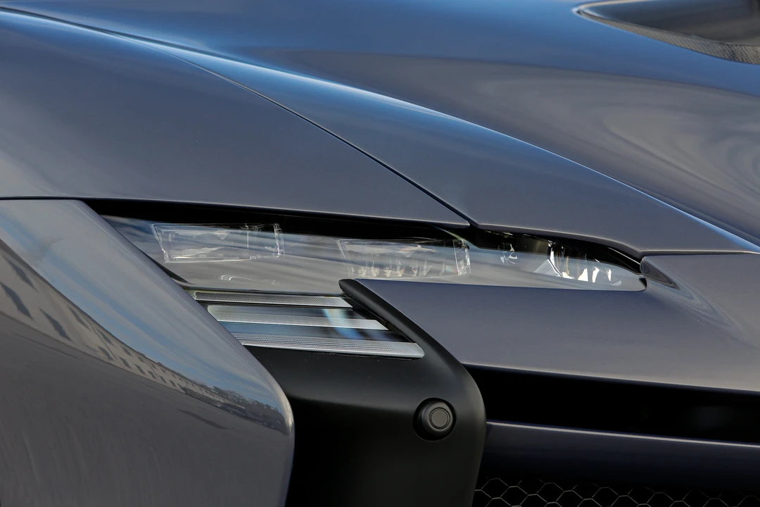 2025 Ferrari SF90 XX Spider - Image 16 of 31