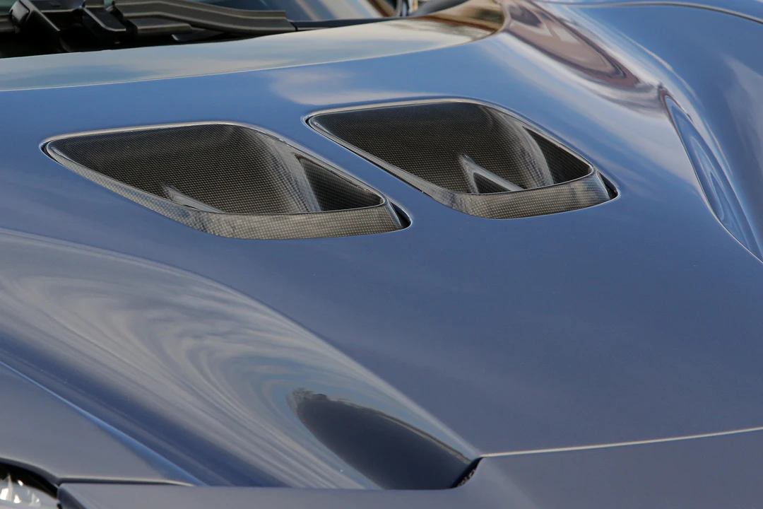 2025 Ferrari SF90 XX Spider - Image 22 of 31