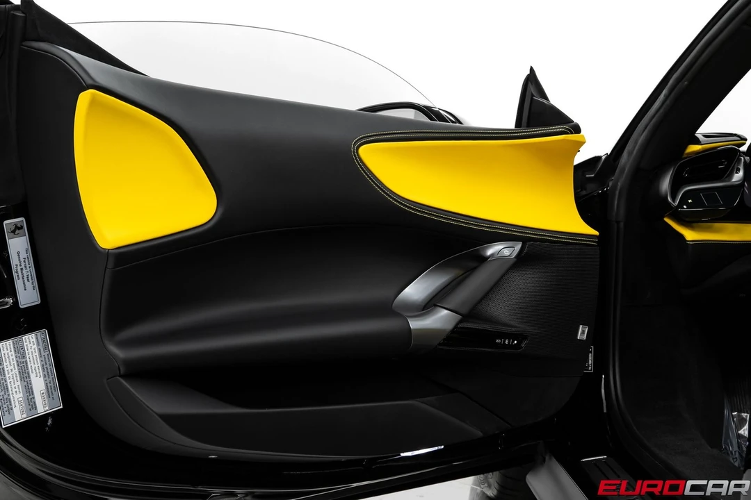 2024 Ferrari SF90 Spider - Image 30 of 31