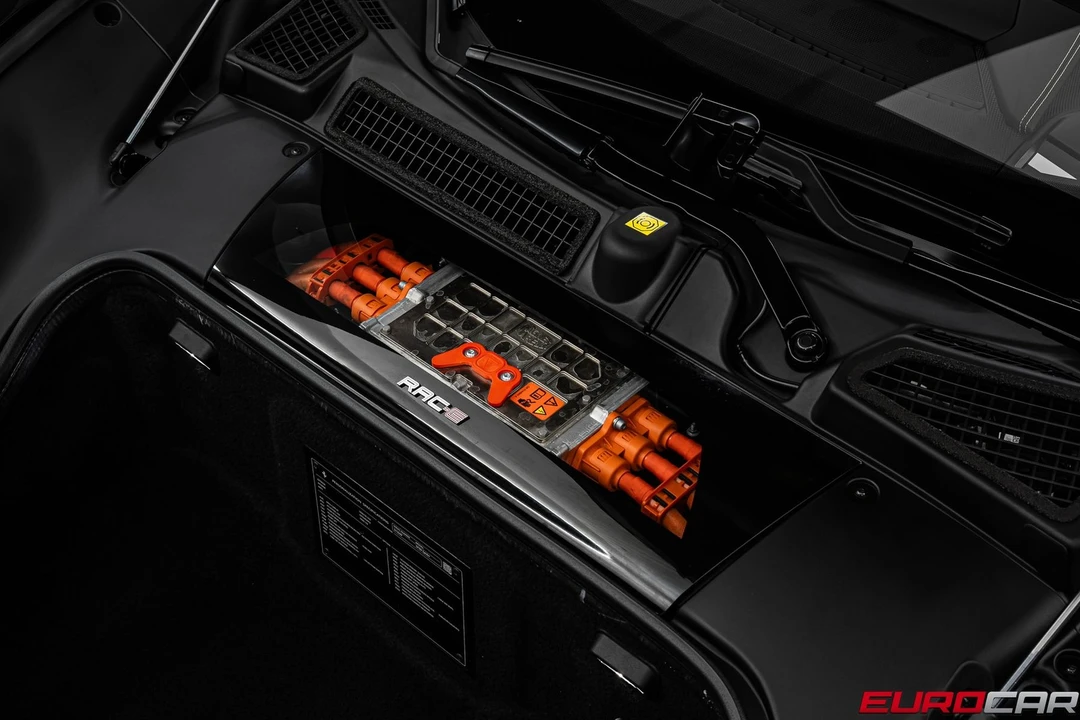 2024 Ferrari SF90 Spider - Image 13 of 31