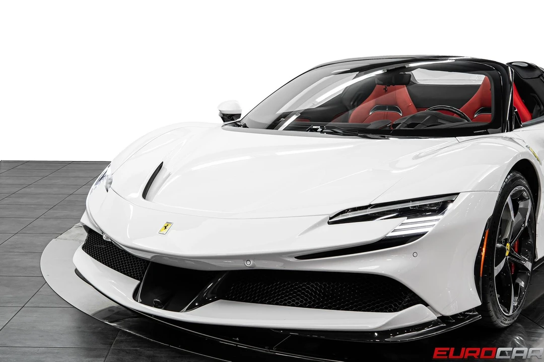 2024 Ferrari SF90 Spider - Image 19 of 31
