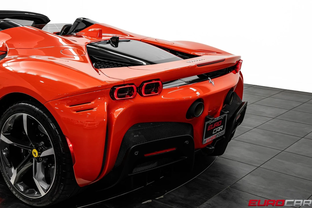 2024 Ferrari SF90 Spider - Image 23 of 31