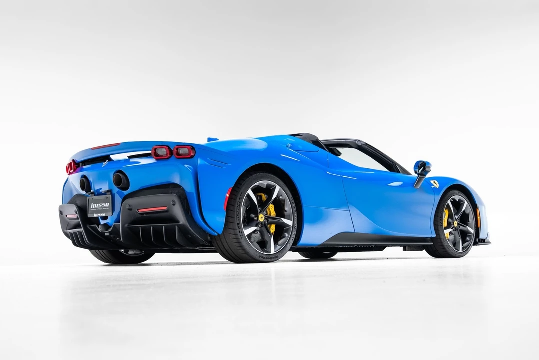 2024 Ferrari SF90 Spider - Image 30 of 31