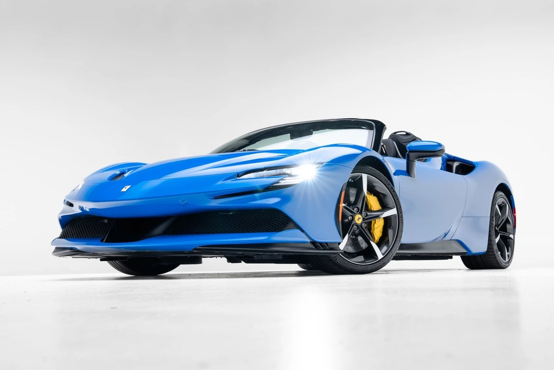 2024 Ferrari SF90 Spider - Image 23 of 31