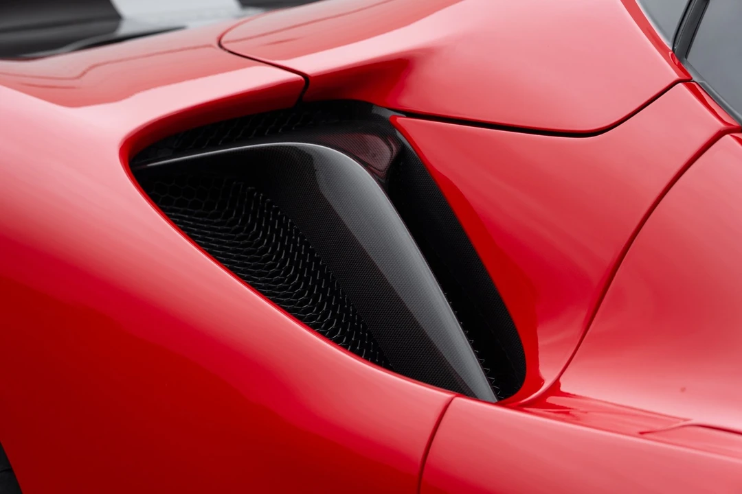 2024 Ferrari SF90 Spider - Image 18 of 31