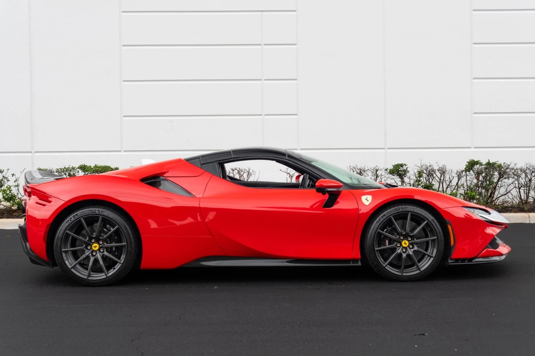 2024 Ferrari SF90 Spider - Image 17 of 31
