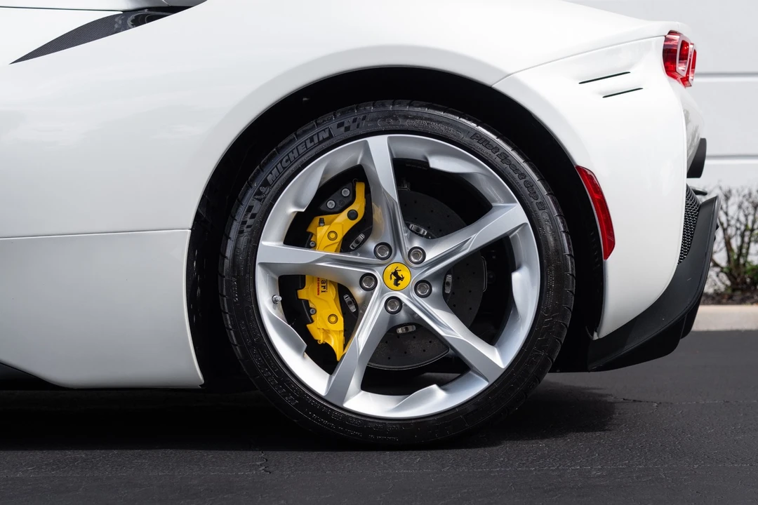 2024 Ferrari SF90 Spider - Image 30 of 31