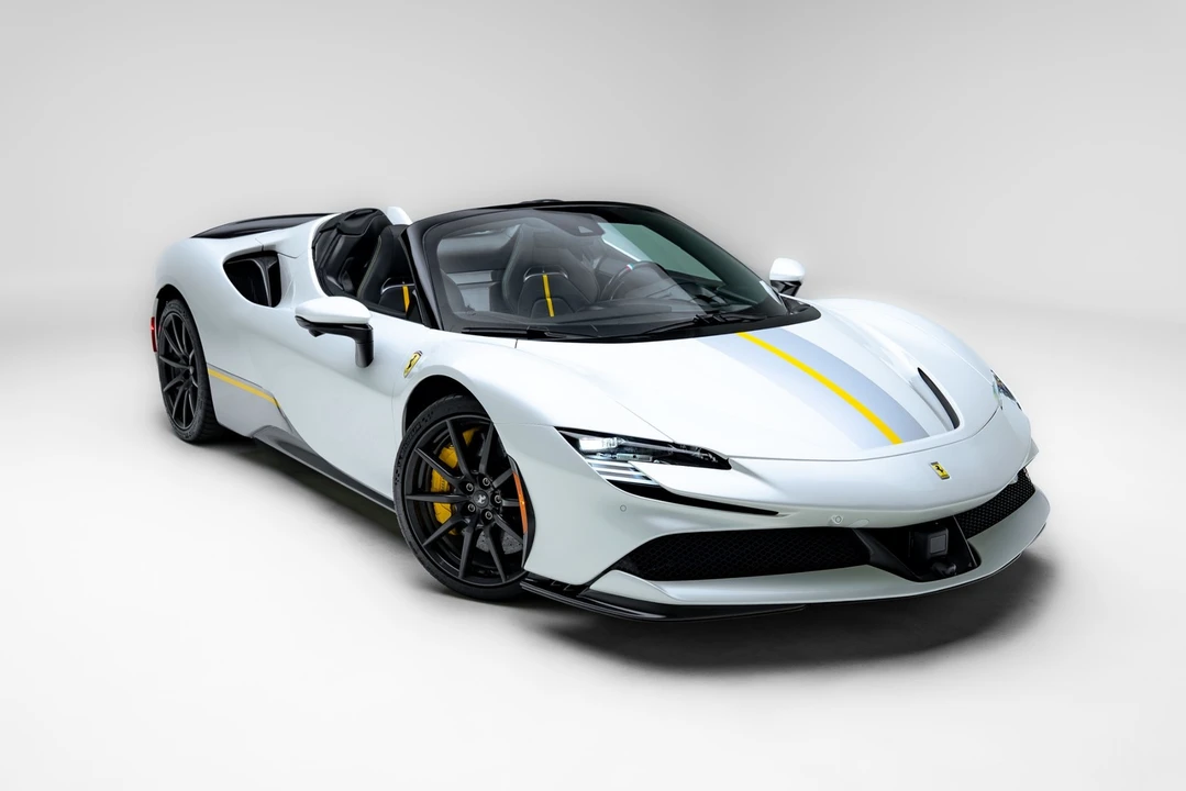2024 Ferrari SF90 Spider - Image 25 of 31