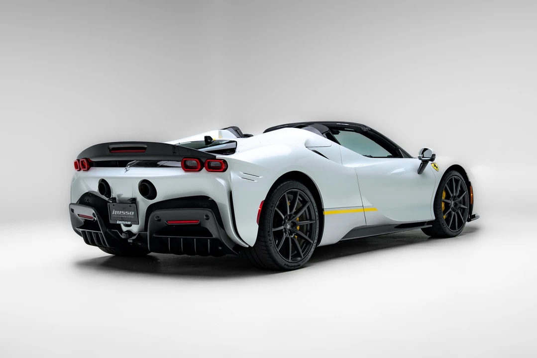 2024 Ferrari SF90 Spider - Image 27 of 31