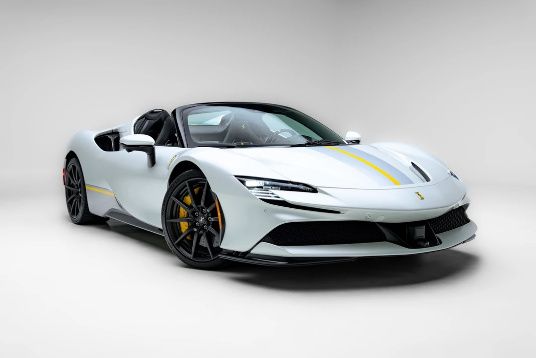 2024 Ferrari SF90 Spider - Image 24 of 31