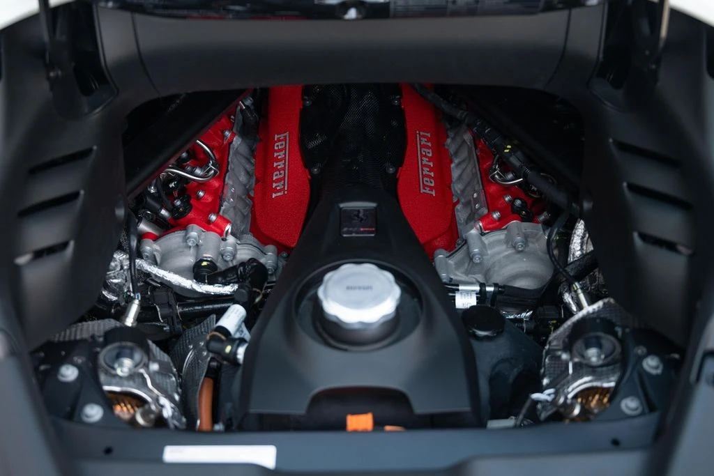 2024 Ferrari SF90 Spider - Image 29 of 31