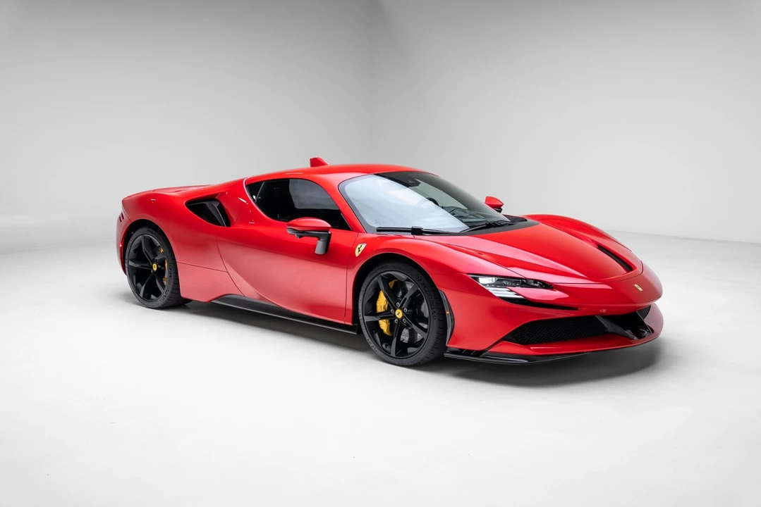 2024 Ferrari SF90 Stradale - Image 9 of 31