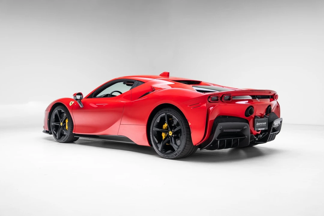 2024 Ferrari SF90 Stradale - Image 27 of 31