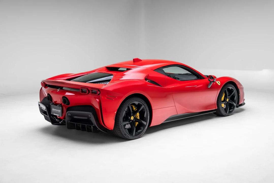2024 Ferrari SF90 Stradale - Image 25 of 31