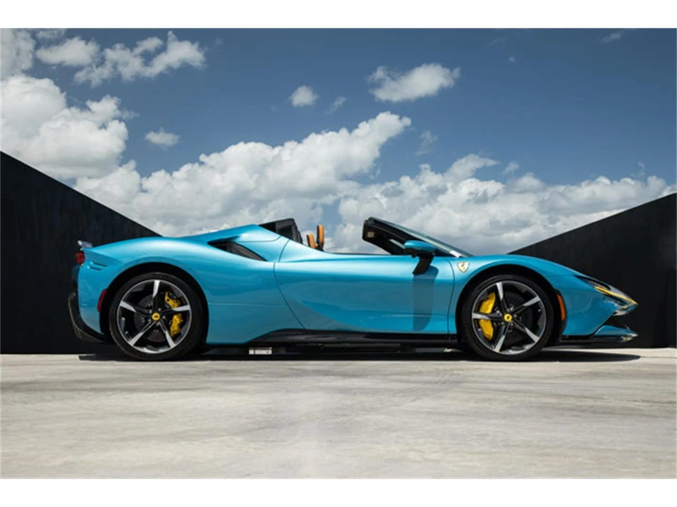 2024 Ferrari 12Cilindri Spider - Image 9 of 31